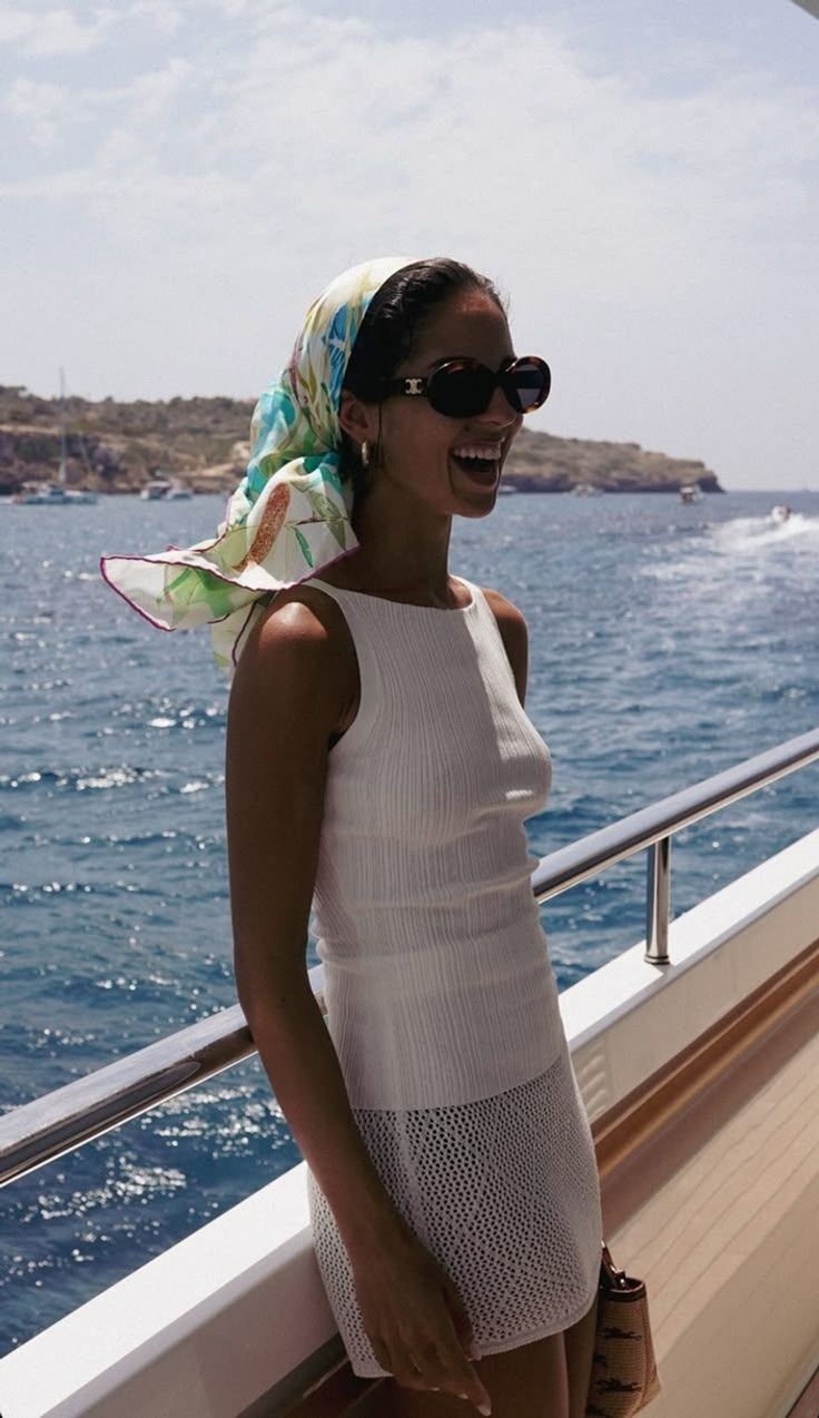 Minimal women's fashion lifestyle